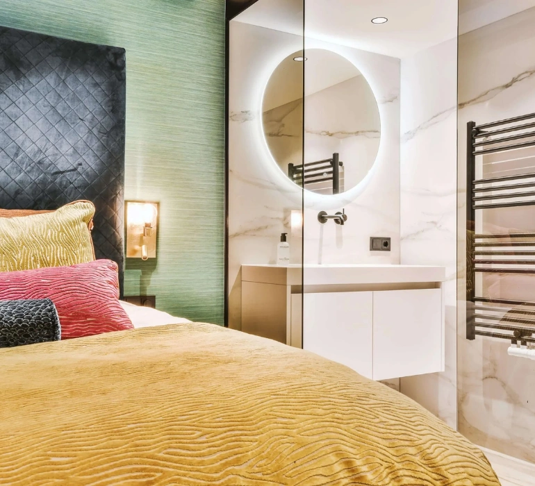 Ensuit Room